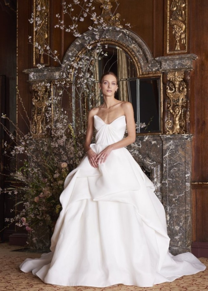 موديلات فساتين زفاف