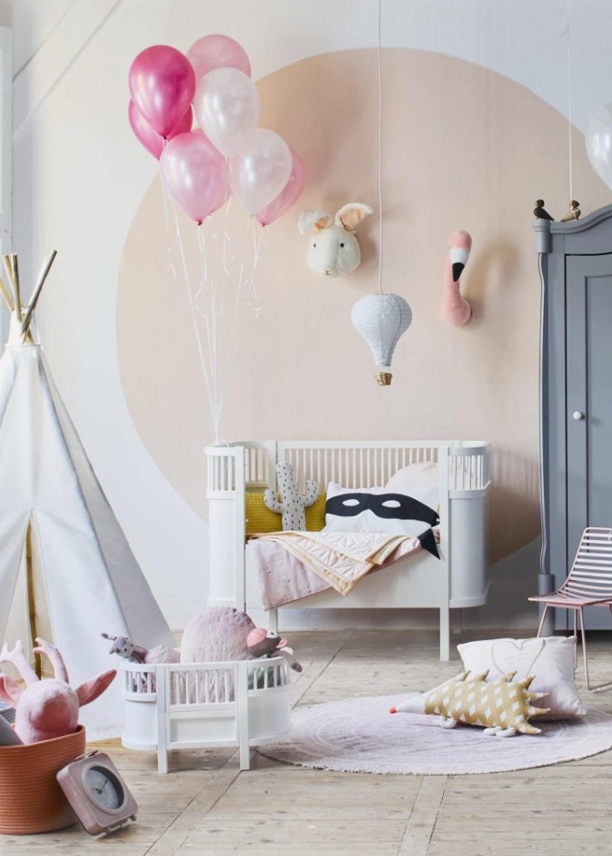 ديكور غرف أطفال باللون الأبيض