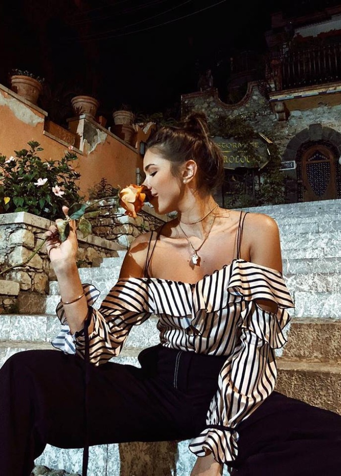 دانييلا رحمة مستمتعة بكل لحظة تقضيها في مدينة صقلية في إيطاليا