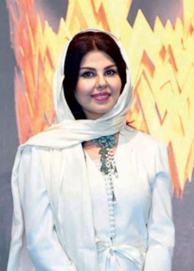 الفنانة لولوة الحمود تستعرض أعمالها في معرض بينالي لندن