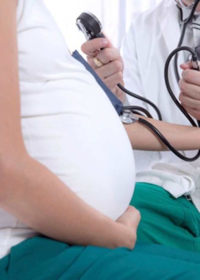 مخاطر ارتفاع ضغط الدم أثناء الحمل