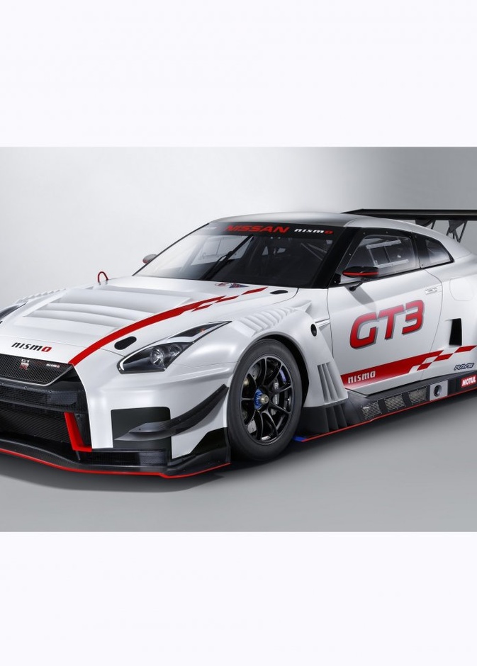 مميزات السيارة نيسان جي تي-آر نيسمو جي تي 3 موديل 2018