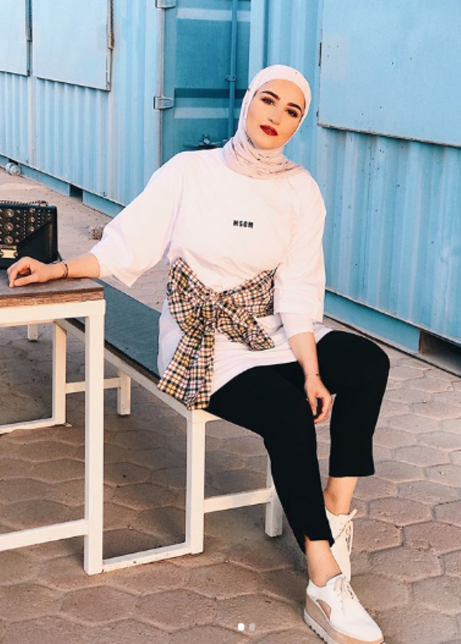 فاطمة حسام تجمع ما بين كلاسيكيتها والأفكار الرّائجة في عالم الموضة