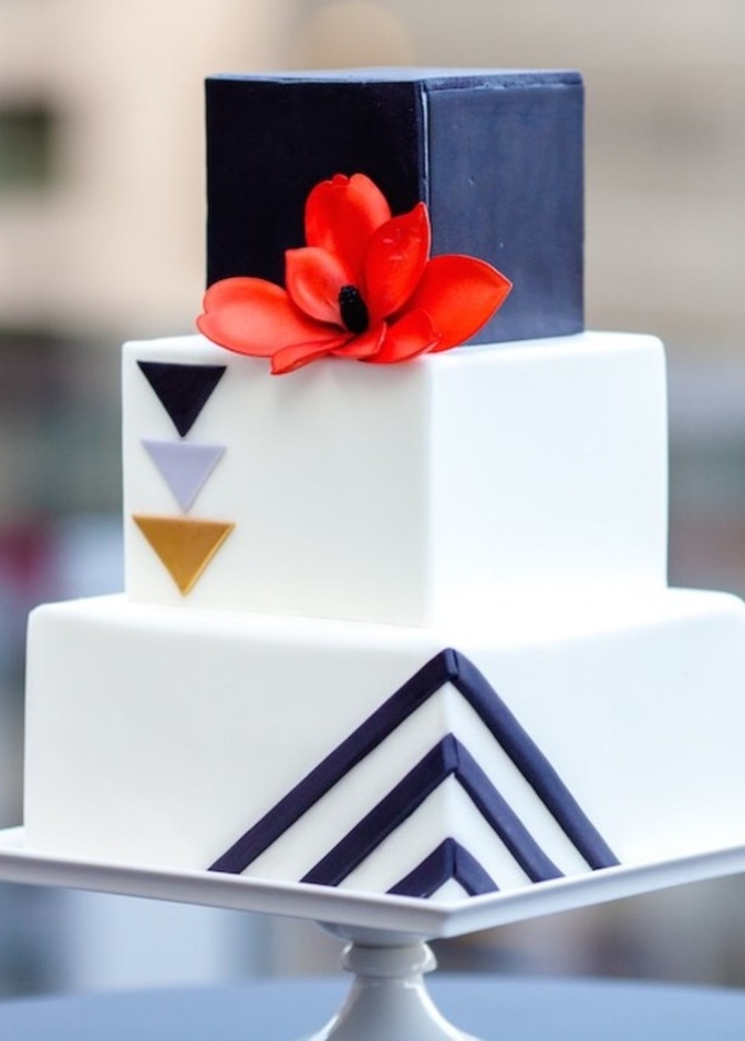 كيكة الزفاف المربعة