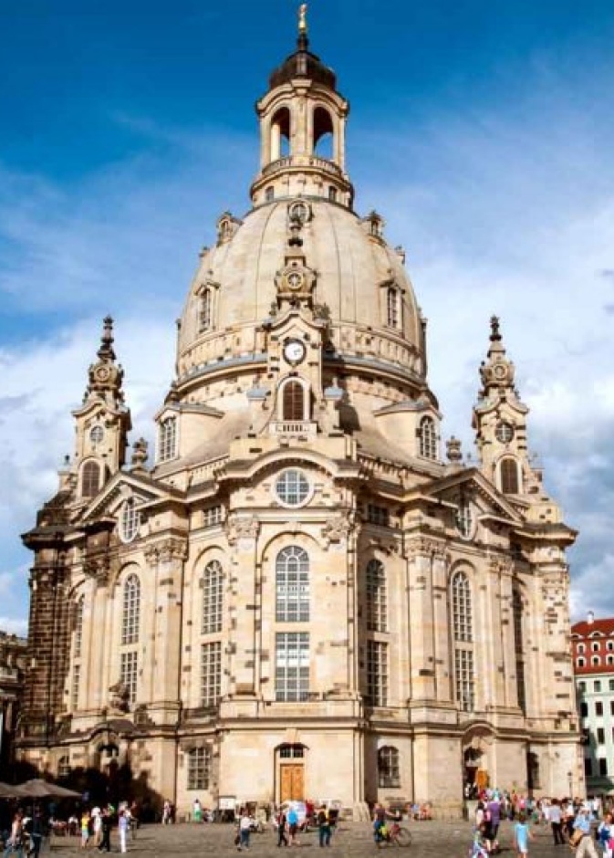 من داخل Dresden Frauenkirche