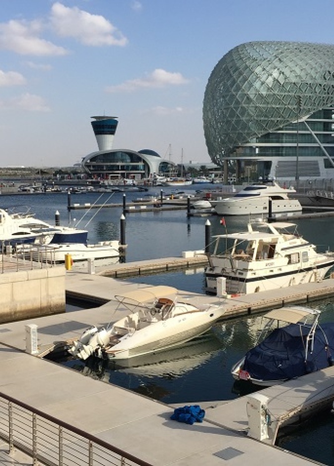 يستقبل "معرض أبوظبي الدولي للقوارب" أكثر من 20000 زائر وخبير في القطاع 