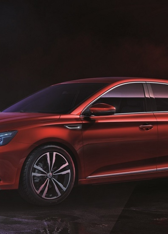 سيارة السيدان MG6 العصرية والجديدة