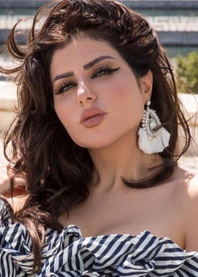 حليمة بولند أجرت مؤخرا عملية تكساس لفكها