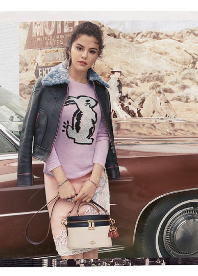 Coach تطرح تشكيلة كوتش × سيلينا جوميز الجديدة