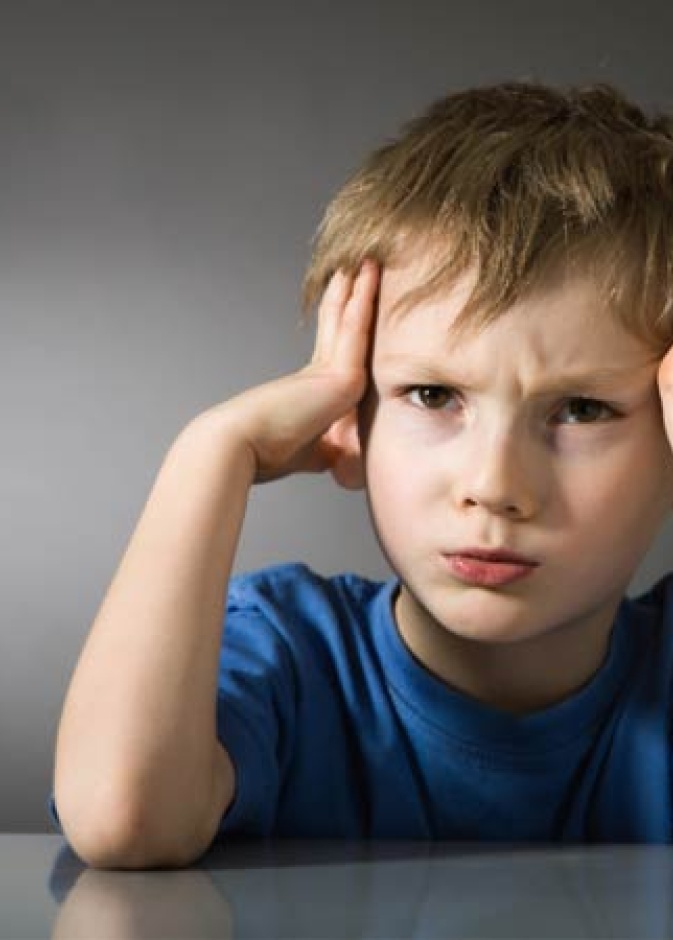 كيفية التعامل الصحيح مع كذب الطفل