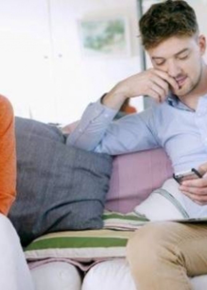 نصائح لتخفيف الأثر السلبي لمواقع التواصل الإجتماعي على الحياة الزوجية 