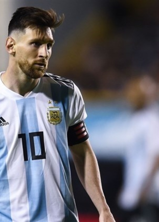 ميسي يغيب عن كلاسيكو البرازيل والأرجنتين في السعودية