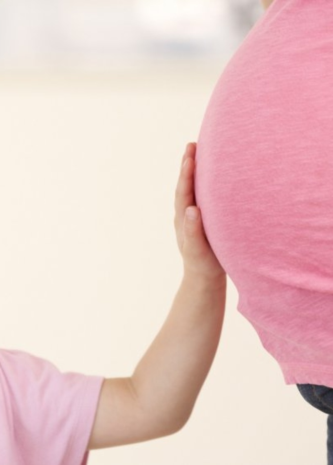 مخاطر تأخر الحمل بعد سن ال ٣٥ على الأم والطفل 