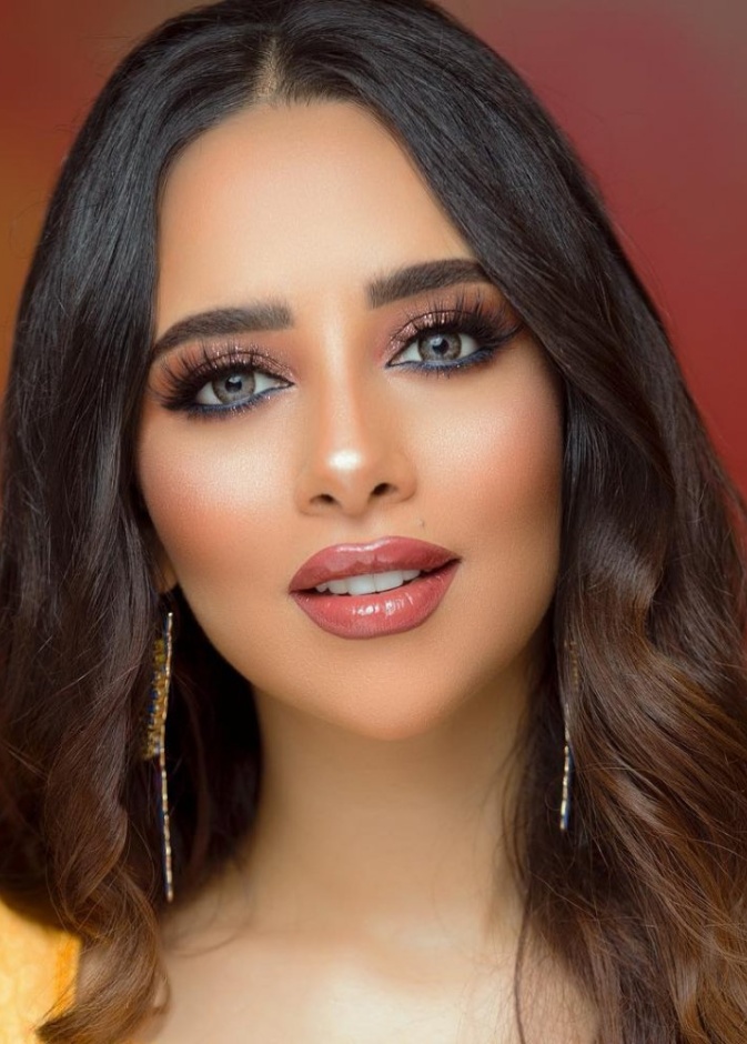 استوحي مكياج الخريف من اطلالات بلقيس