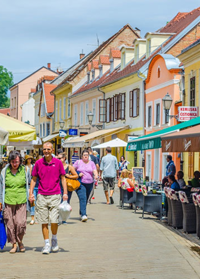 من متحف العلاقات المكسورة