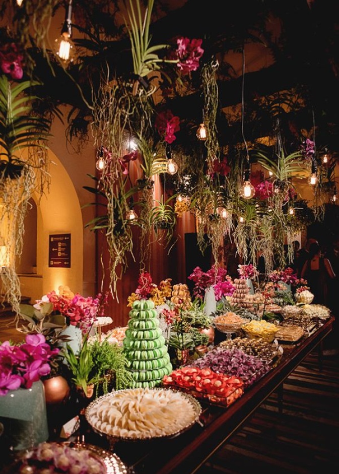 الألوان الدافئة في زفاف الخريف