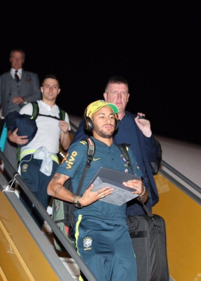 نجوم البرازيل وصلوا إلى الرياض