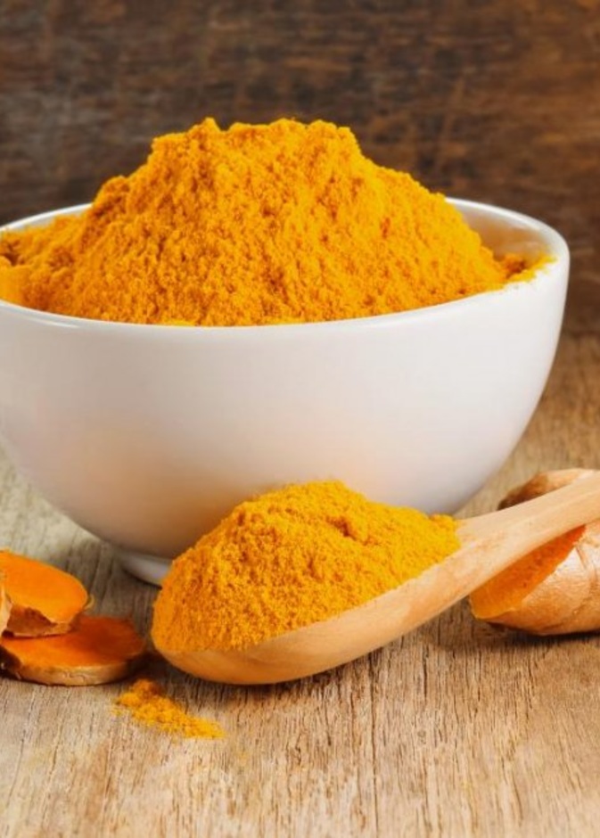 فوائد الكركم لعلاج سرطان الثدي