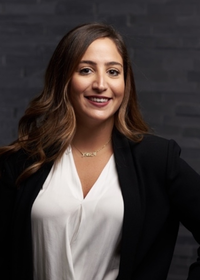 المصممة يارا ضو