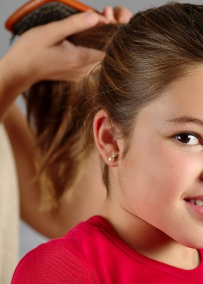  طرق فعالة للتخلص من القمل في شعر الأطفال