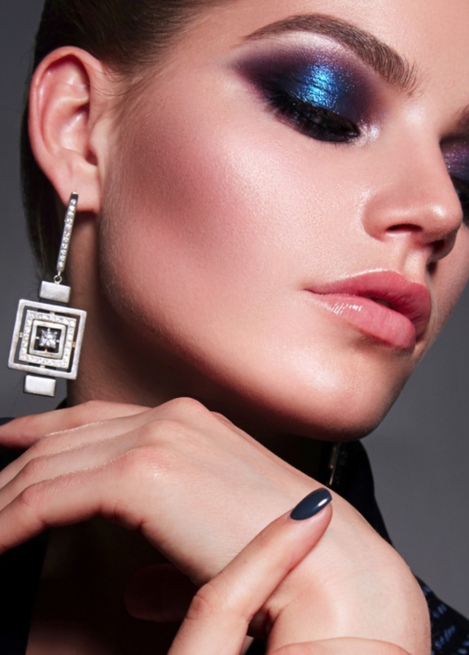 مكياج عيون سموكي