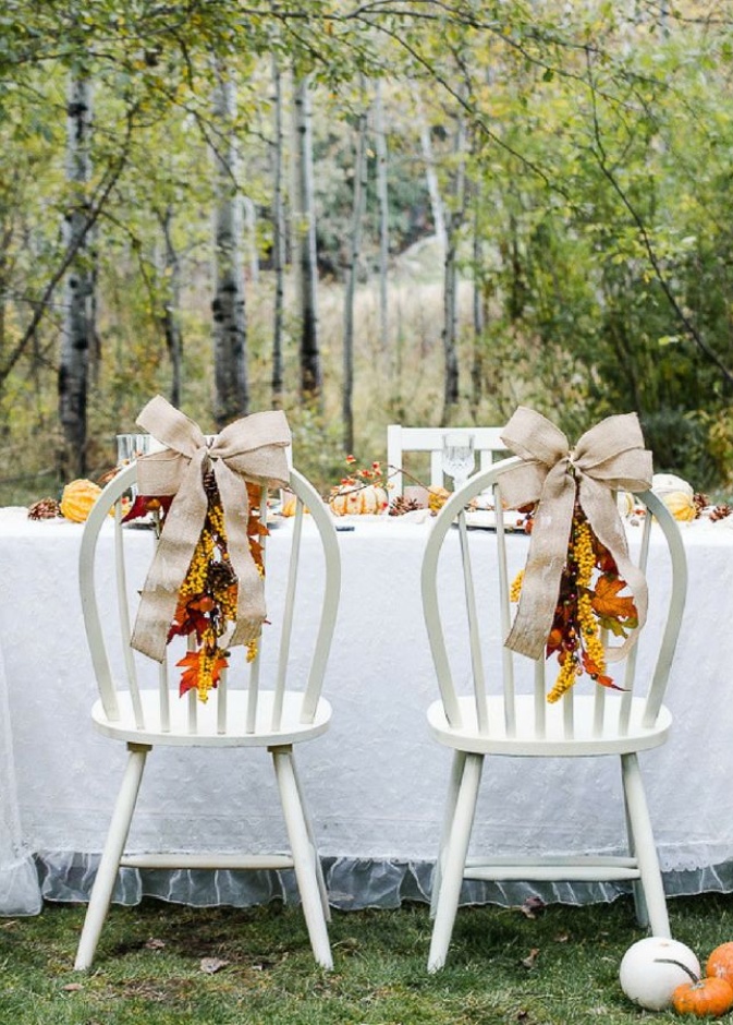 مدخل الزفاف مزينا باليقطين