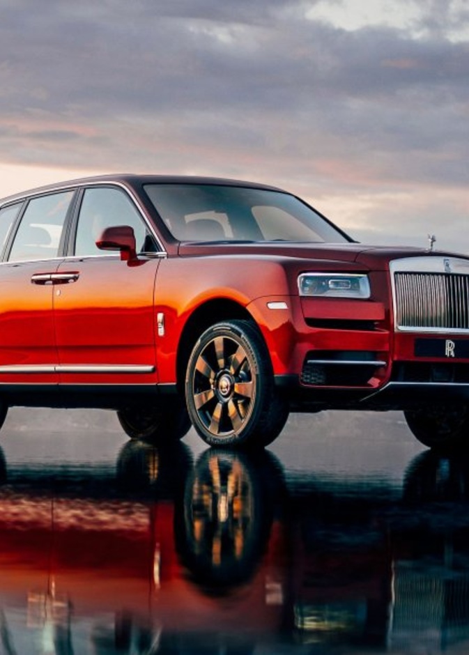 تقنيات حديثة في رولز رويس كولينان 2019