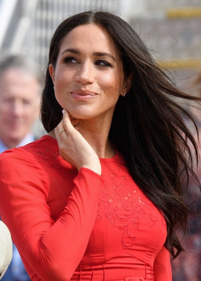  تسريحات شعر مشدودة من ميغان ماركل ‏Meghan Markle