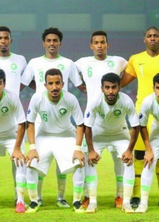 الأخضر الشاب تصدر مجموعته بالعلامة الكاملة