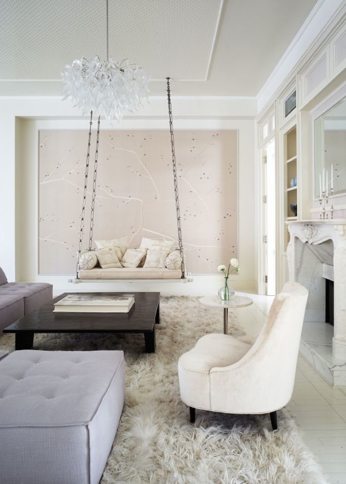 غرفة معيشة بطلة Games of throne الممثلة Emilia Clarkes بسيطة وعصرية