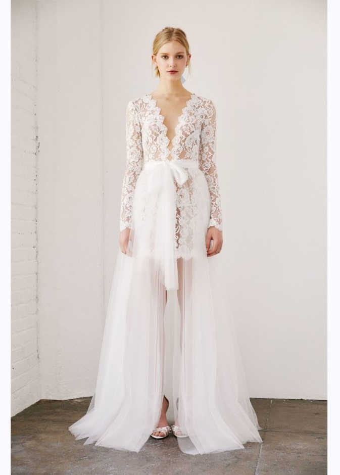 فستان من pronovias