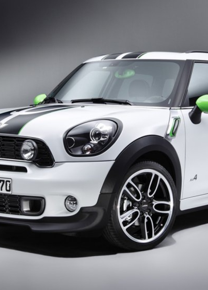 انصبت النسبة الأعلى من رضى عملاء BMW على سيارتها الكهربائية