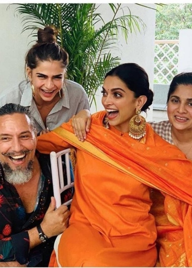 ديبيكا بادوكون تحتفل بقرب زواجها