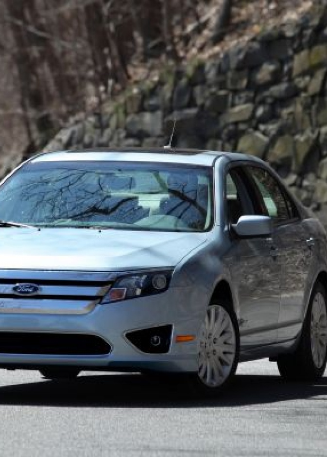 أليس والتون