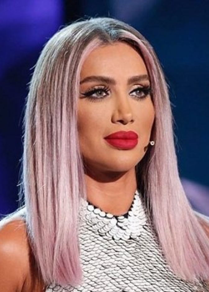الفنانة اللبنانية الجذابة مايا دياب