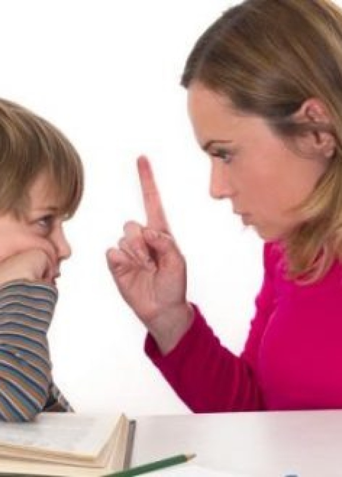 توفير البيئة الهادئة يساعد في أن يكون الطفل مطيعا