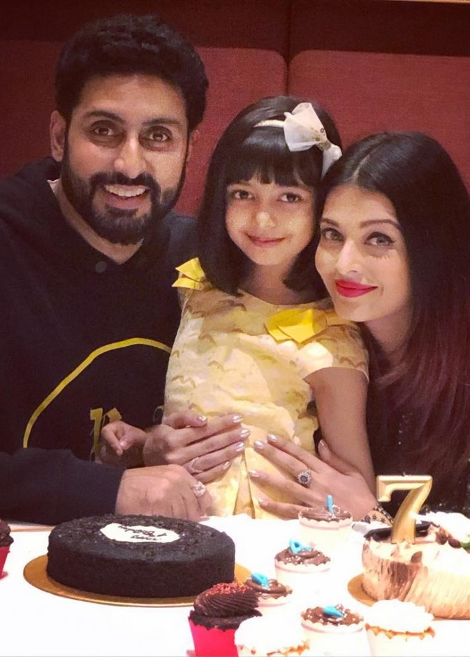 أبناء نجوم بوليوود في حفل عيد ميلاد آرادهيا باتشان