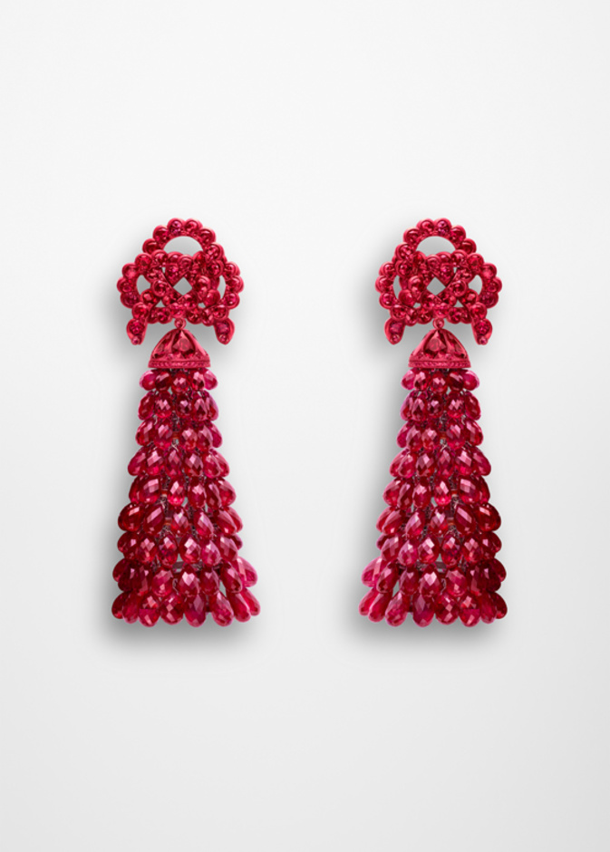 أقراط من ديور Dior