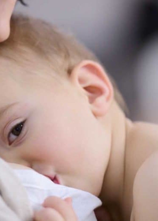 أهم النصائح تخفيف آلالام الرضاعة الطبيعية 