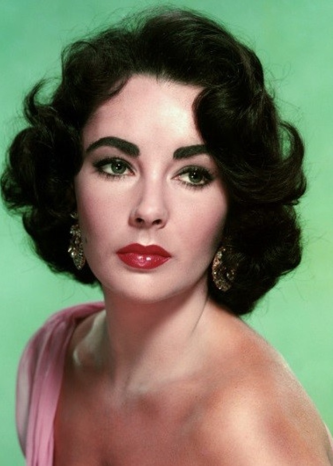 صيحات مكياج الخمسينات والستينات