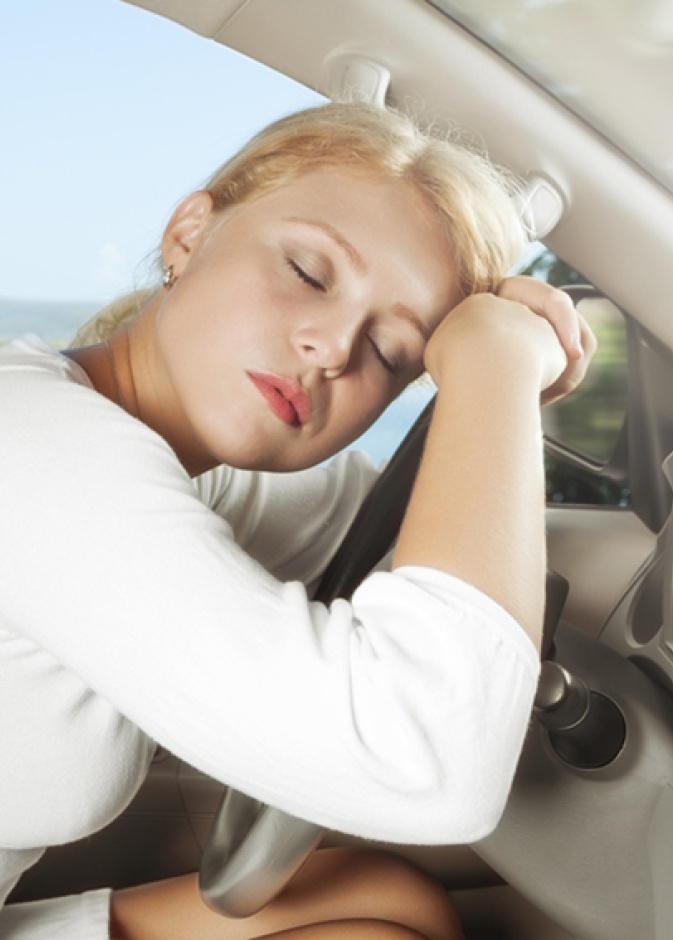 لا تبدئي رحلة سفر بالسيارة دون الحصول على قدر كافي من النوم