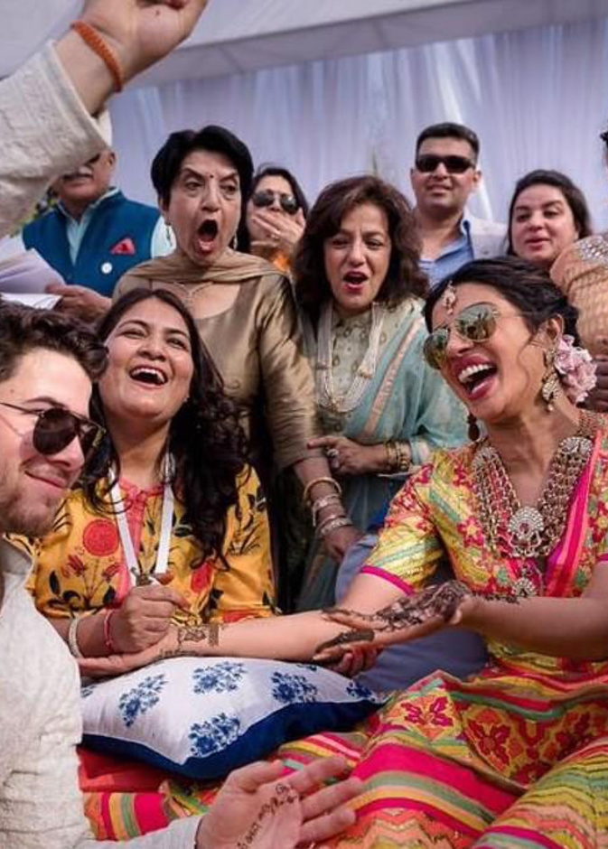 بريانكا تشوبرا منعت ضيوف حفل الزفاف من إدخال هواتفهم المحمولة