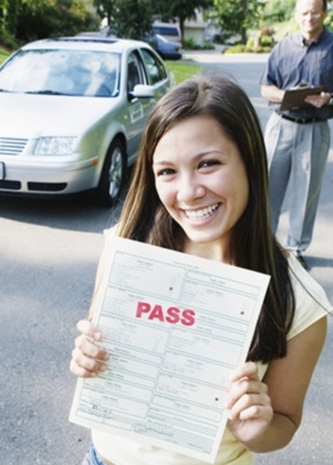 احرصي على التدرب على الطرق التي من المفترض أن تسير بها خلال اختبار القيادة