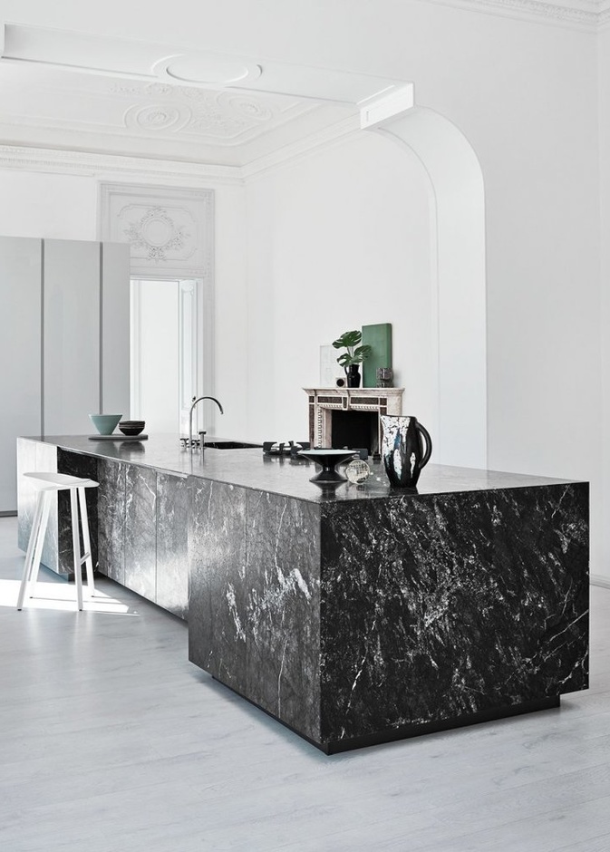 الرخام الصرف في تصميم الحوض في المطبخ 