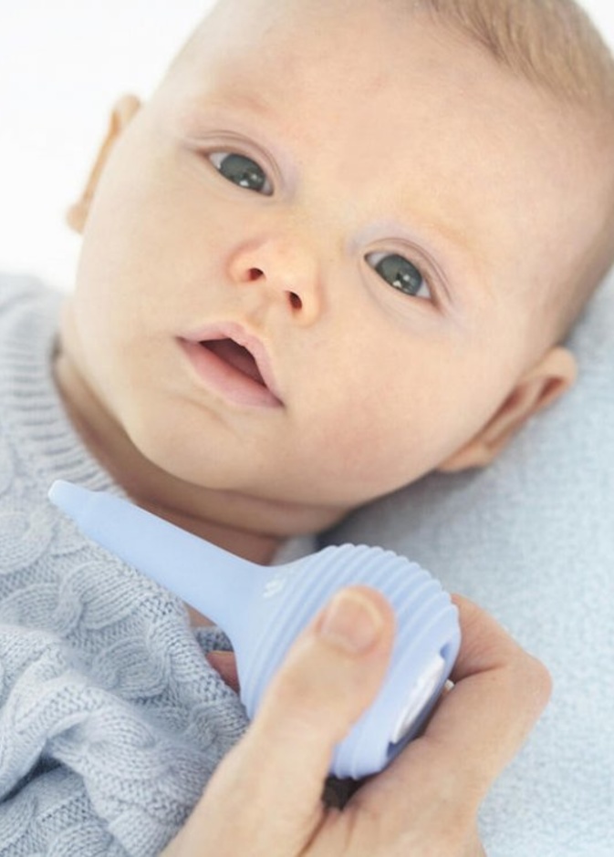 تختلف حالات الإصابة بالزكام بين الأطفال الرضع لذا لا يمكن تحديد طرق علاجية دون استشارة الطبيب