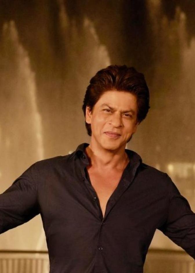 شاروخان يعلق على تراجع ثروته.