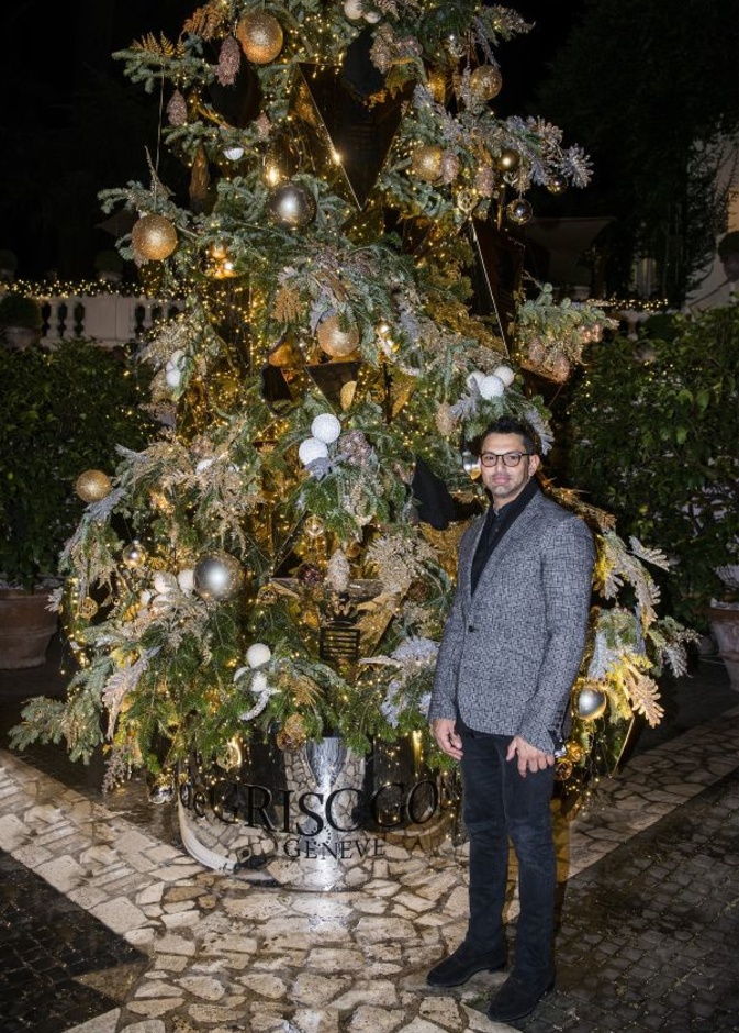 مصمم الأعراس طوني بريس يقدم زينة مناسبات نهاية العام في روما