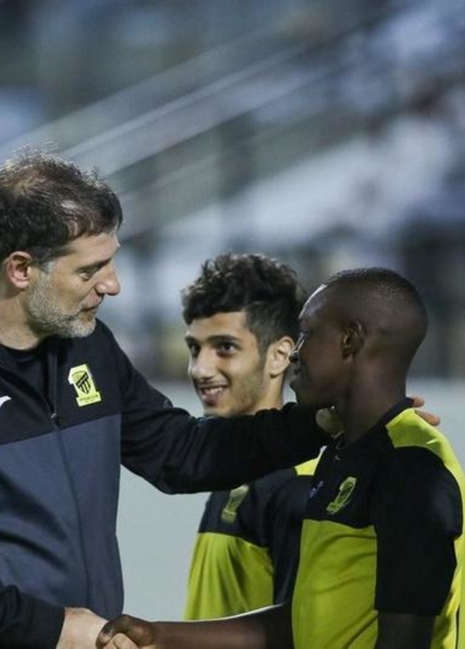 ضم عناصر من الشباب إلى الفريق الأول في اتحاد جدة