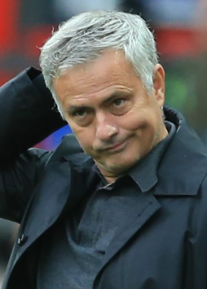 جماهير ريال مدريد تتطلع لعودة مورينيو