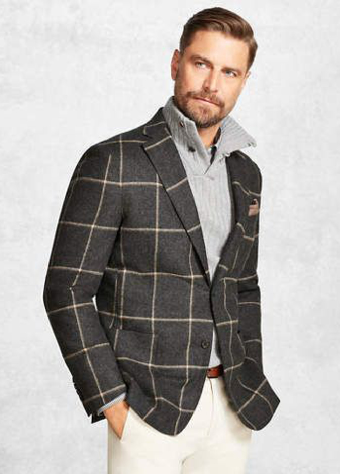 انتق البليزر الأنيق بنقشة الكارو باللون الرمادي الكلاسيكي والراقي